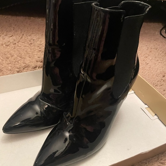 FINAAAAL SAAAALE CAUSE I’m TRAVELING 
 - Aldo boots - Picture 4 of 4